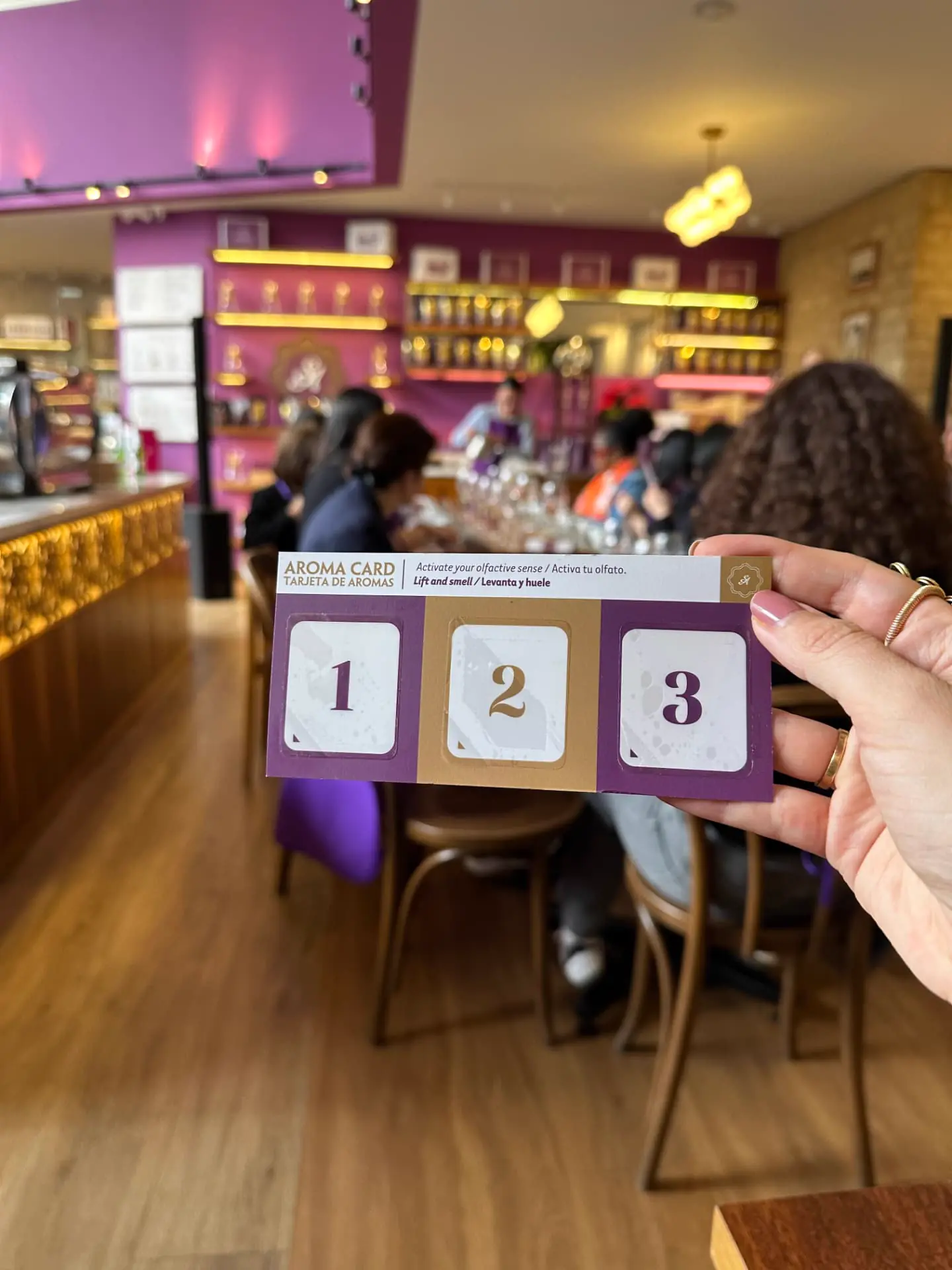 Aroma card with three scent sections for the workshop