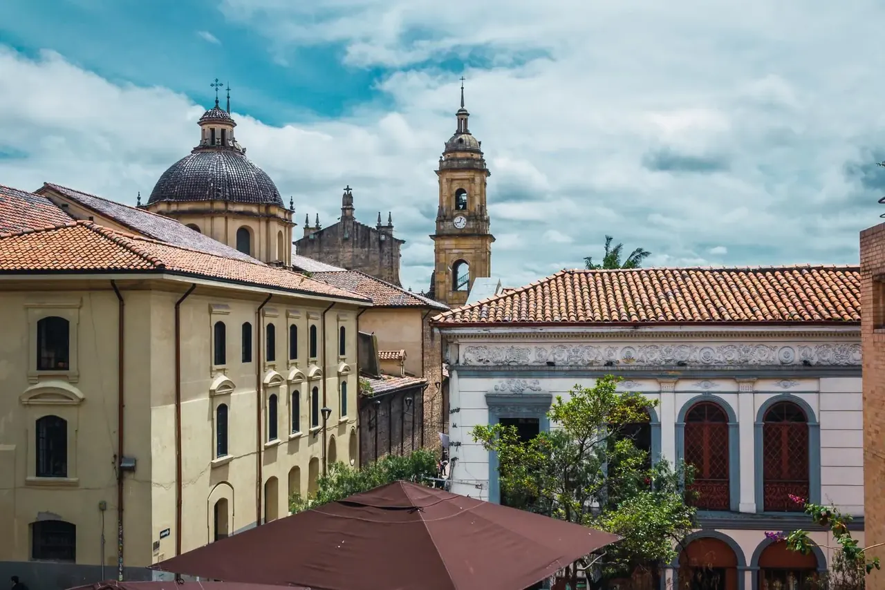 Bogotá Immersive: Art, History & Gastronomy